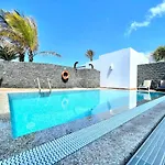 Βίλα Mamma Mia Pool Heat Private & Jacuzzi Πλάγια Μπλάνκα