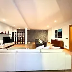 Mamma Mia Pool Heat Private & Jacuzzi