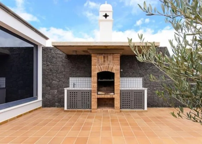 Mamma Mia Pool Heat Private & Jacuzzi Willa