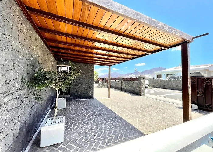 Willa Mamma Mia Pool Heat Private & Jacuzzi Playa Blanca (Lanzarote)