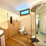 Mamma Mia Pool Heat Private & Jacuzzi