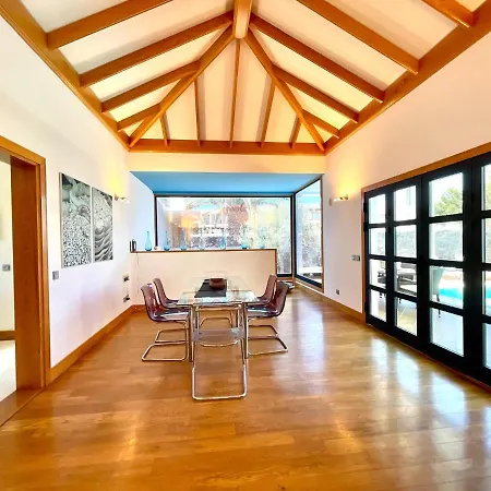 Mamma Mia Pool Heat Private & Jacuzzi * Playa Blanca