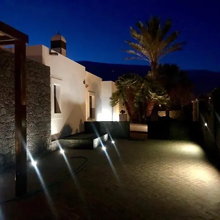 Mamma Mia Pool Heat Private & Jacuzzi Villa Playa Blanca (Lanzarote)