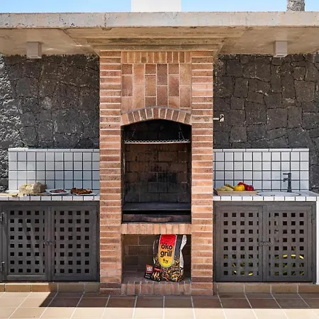 Villa Mamma Mia Pool Heat Private & Jacuzzi *