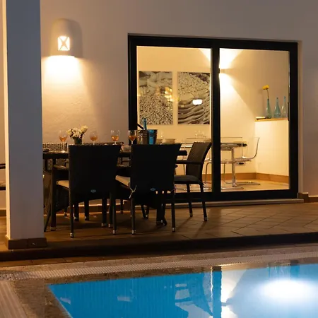 Βίλα Mamma Mia Pool Heat Private & Jacuzzi
