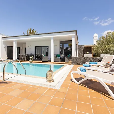 Mamma Mia Pool Heat Private & Jacuzzi *