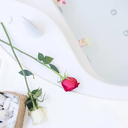 Mamma Mia Pool Heat Private & Jacuzzi Playa Blanca