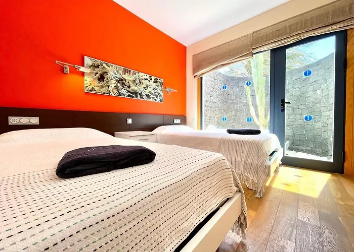 Mamma Mia Pool Heat Private & Jacuzzi فيلة