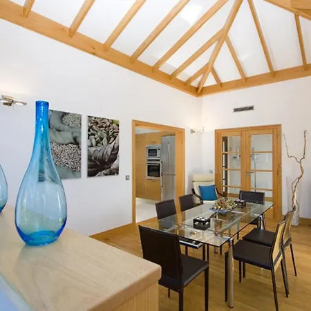 Mamma Mia Pool Heat Private & Jacuzzi *