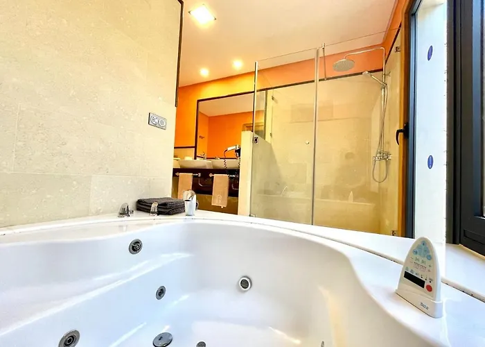 Mamma Mia Pool Heat Private & Jacuzzi *