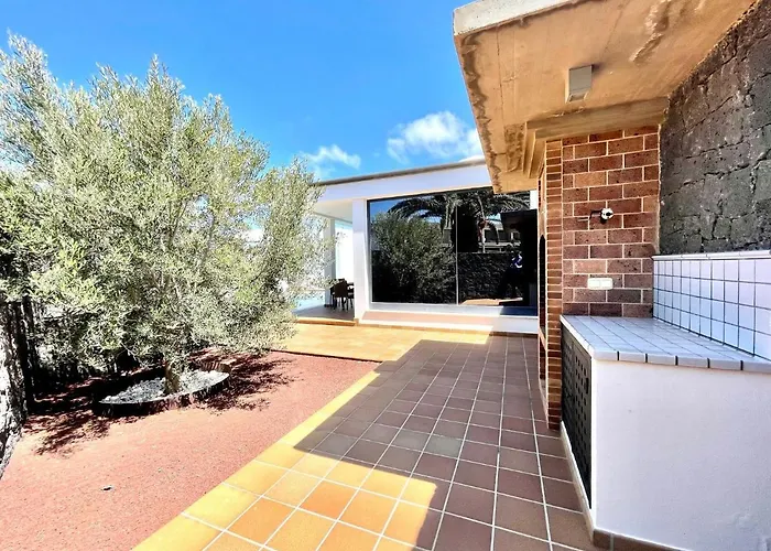 Mamma Mia Pool Heat Private & Jacuzzi Villa