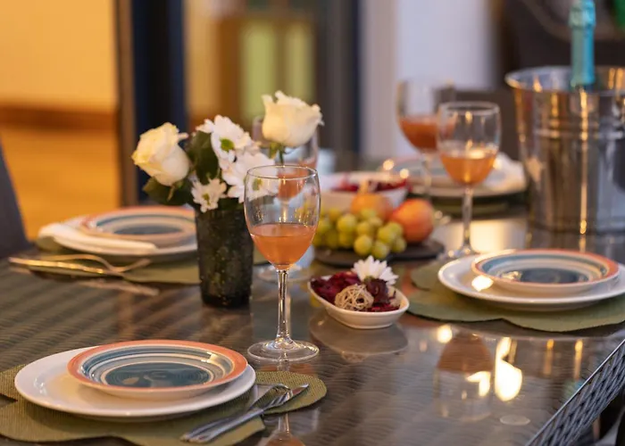 Villa Mamma Mia Pool Heat Private & Jacuzzi